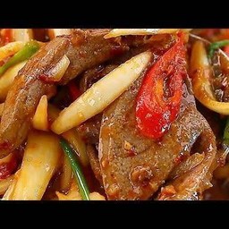 ตับวัว ผัดพริกเผาราดข้าว