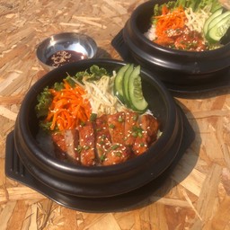 ข้าวหมูสันคอหมักย่าง ซอสหมักเลือกได้