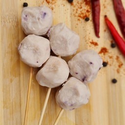 ลูกชิ้นปลาหมึกกรุบๆ