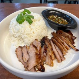 ข้าวเนื้อย่างจิ้มแจ๋ว