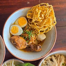 เกาเหลาไก่ตุ๋น ต้มยำ