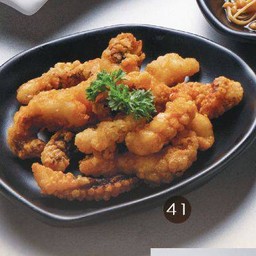 หนวดปลาหมึกชุบแป้งทอด