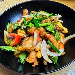 ยำสามกรอบ