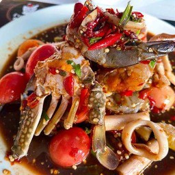 ตำเหลาปูม้ากุ้งสด