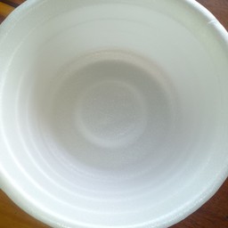 ถ้วยโฟม  ใบละ 3 บาท