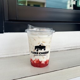 นมสดสตรอเบอร์รี่