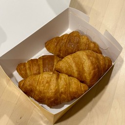 Set ครัวซองอบกรอบ 4 ชิ้น