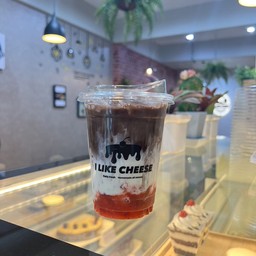 ช็อคโกแลตนมสดสตรอเบอร์รี่