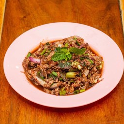 ก้อยเนื้อคั่ว