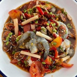 ตำ-นัว กากหมูทอด เลียบทางรถไฟเปิดท้ายสระบุรี สาขา 2