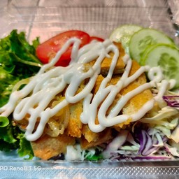 สลัดไก่เบอร์เกอร์