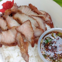 ข้าวหมูย่าง น้ำจิ้มแจ่ว