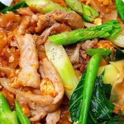 ผัดซีอิ๊วหมู