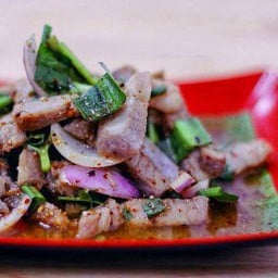 น้ำตกหมู