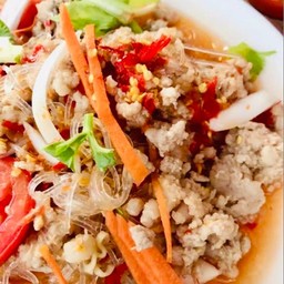ยำวุ้นเส้นหมูสับ