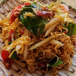 ตำมาม่า