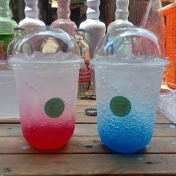 ร้านเย็นจิต ลานปูนสถานีรถไฟ