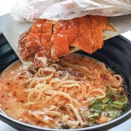 บะหมี่ต้มยำเป็ด