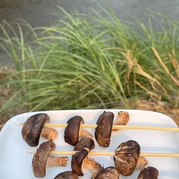 หม่าล่าสะเด้าลิ้น(เจ้าเก่าตลาดรถไฟ)