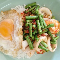 Seafood Curry Paste + Fried Egg
