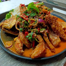 ปลาทับทิมลุยสวน