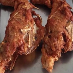 โครงไก่ทอด