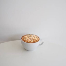 Hot caramel fresh milk