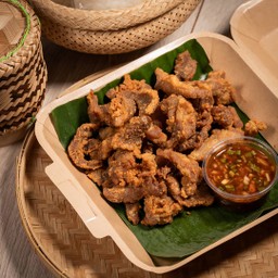 หมูทอดกล่องใหญ่