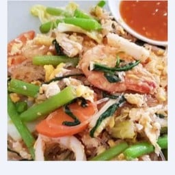 สุกี้แห้งรวมหมูทะเล