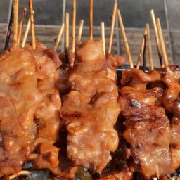 หมูปิ้งโบราณ พี่วารินทร์ - อุดมสุข ซ.7 อุดมสุขซอย7