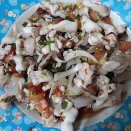 ยำปลาหมึก(แบบปลาร้า,แบบไม่ปลาร้า)