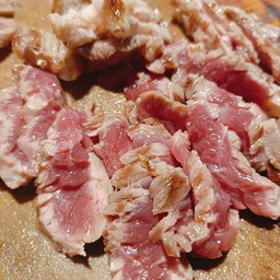 เนื้อย่าง มิเนี่ยมแร