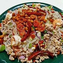 ยำวุ้นเส้นโบราณ