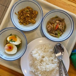 เจริญพุง ข้าวแกง 10 บาท สาขาปู่เจ้า