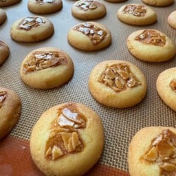 Honey caramel nut cookie (LM)