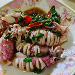 ลุงแว่นกะเพราของแทร้