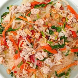ยำวุ้นเส้นหมูสับ