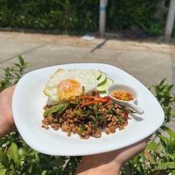 ข้าวกะเพราหมูสับ