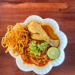 ข้าวซอยน่องไก่