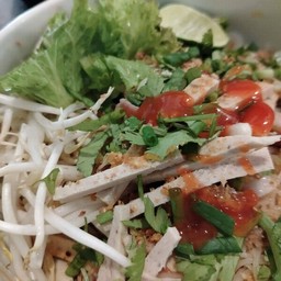 ยำเฝ๋อแห้งหมูรวม