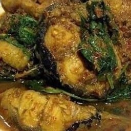 แกงคั่วพริกปลาดุกทะเล