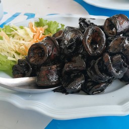 หมึกผัดน้ำดำ