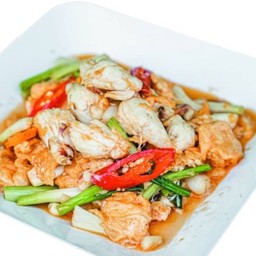 ::เนื้อปูก้อนผัดต้นหอมใส่ไข่