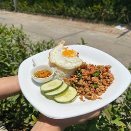 ข้าวกระเพราไก่