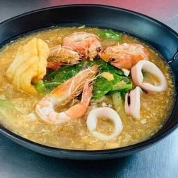 เกาเหลาราดหน้าทะเล