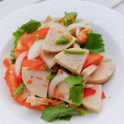 ยำหมูยอ