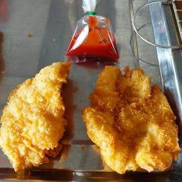 อกไก่ ชุบเกล็ดขนมปังทอด 2ชิ้น