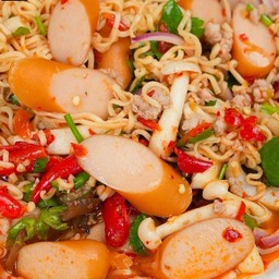 ยำมาม่ารวมมิตร