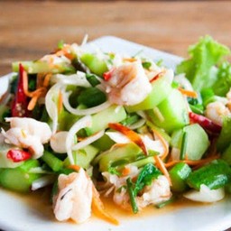 ยำคะน้ากุ้งสด_สุก