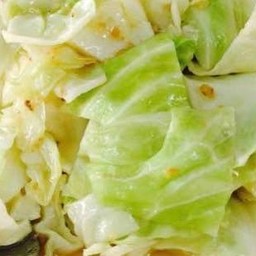 ผัดกระหล่ำน้ำปลา ( เป็นกับ)